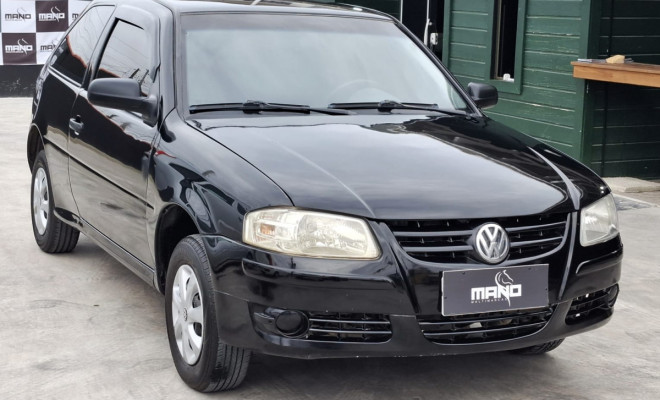 VW - VolksWagen Gol (novo) 1.0 Mi Total Flex 8V 2p 2013 Flex
