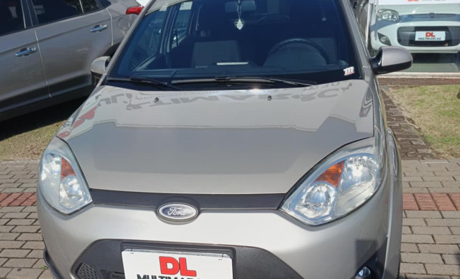 Ford Fiesta SE 1.6 8V Flex 5p 2014 Flex-6