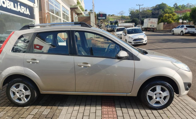 Ford Fiesta SE 1.6 8V Flex 5p 2014 Flex-4