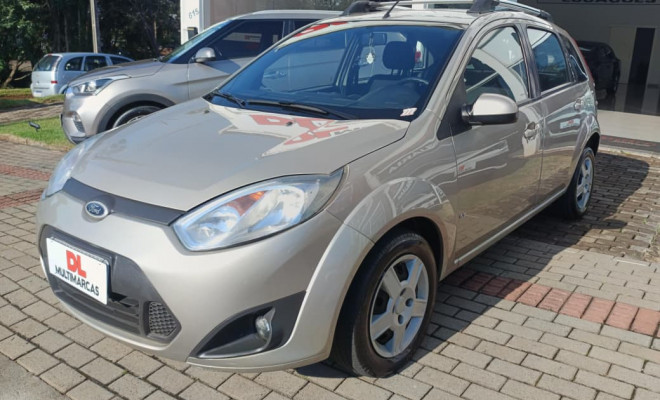 Ford Fiesta SE 1.6 8V Flex 5p 2014 Flex-7