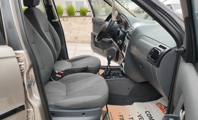 Fiat Palio Week. ATTRACTIVE 1.4 Fire Flex 8V 2013 Flex-7