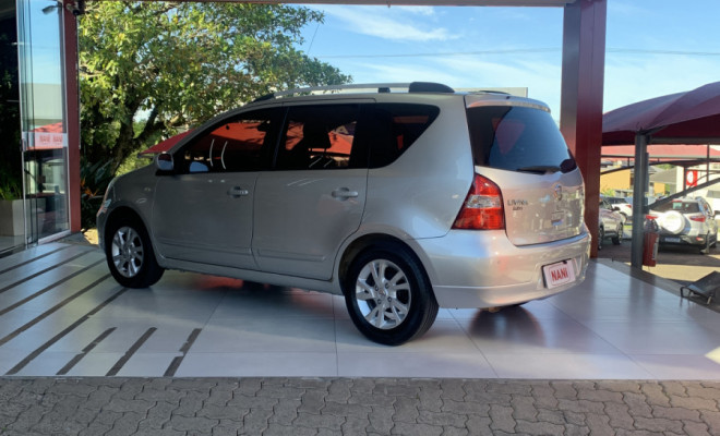 Nissan LIVINA SL 1.8 16V Flex Fuel Aut. 2013 Flex-4