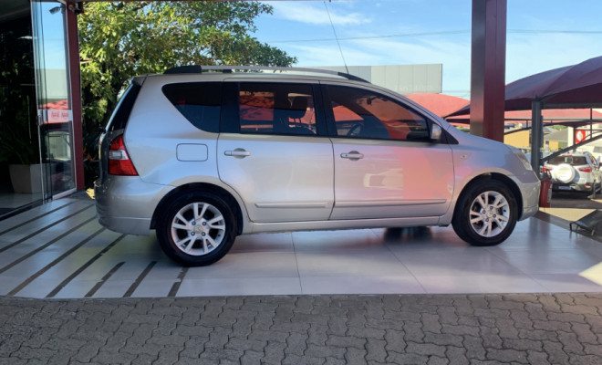 Nissan LIVINA SL 1.8 16V Flex Fuel Aut. 2013 Flex-2