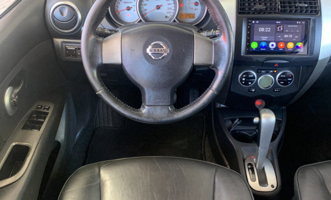 Nissan LIVINA SL 1.8 16V Flex Fuel Aut. 2013 Flex-7