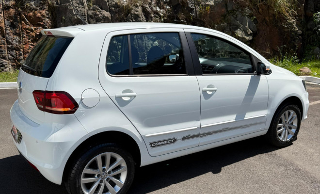 VW - VolksWagen Fox Connect 1.6 Flex 8V 5p 2020 Flex-7