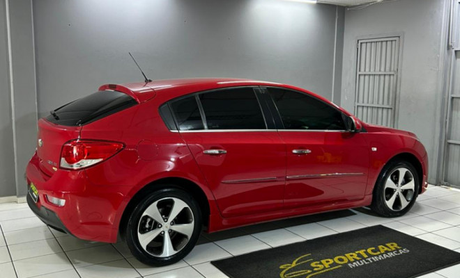 GM - Chevrolet CRUZE HB Sport LT 1.8 16V FlexP. 5p Mec 2014 Flex-6