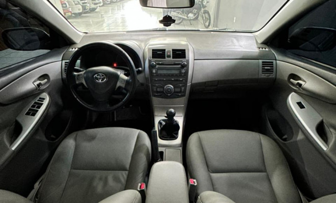 Toyota Corolla GLi 1.8 Flex 16V Mec. 2011 Flex-2