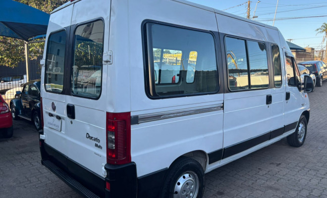 Fiat Ducato Multi Long. 2.3 T.Alto ME Diesel 2011 Diesel-3