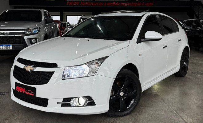 GM - Chevrolet CRUZE HB Sport LTZ 1.8