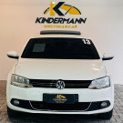 VW - VolksWagen JETTA Comfortline 2.0 T.Flex 8V 4p Tipt. 2013 Flex-0