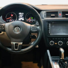VW - VolksWagen JETTA Comfortline 2.0 T.Flex 8V 4p Tipt. 2013 Flex-7