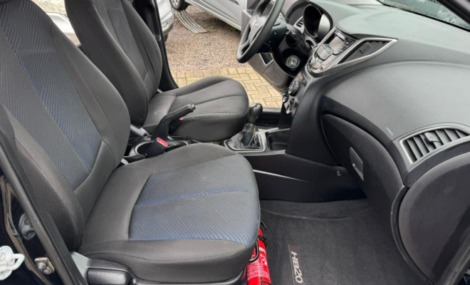 Hyundai HB20 C./C.Plus/C.Style 1.6 Flex 16V Mec. 2013 Flex-15