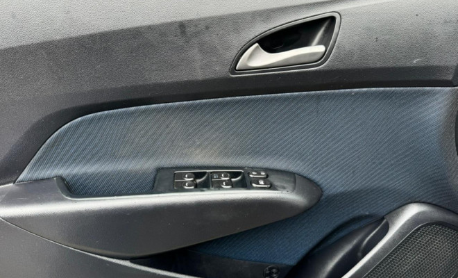 Hyundai HB20 C./C.Plus/C.Style 1.6 Flex 16V Mec. 2013 Flex-5