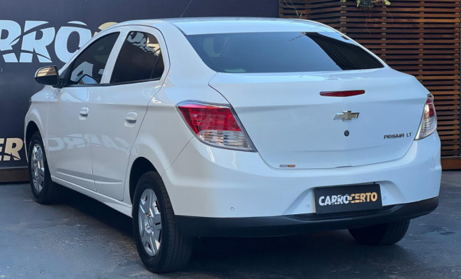 GM - Chevrolet PRISMA Sed. LT 1.0  2015 Flex   ótimo para APP-3