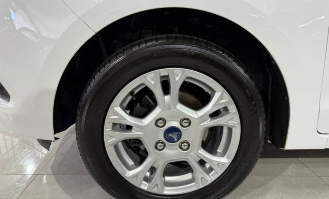 Ford Ka+ Sedan 1.5 SEL 16V Flex 4p 2015 Flex-11