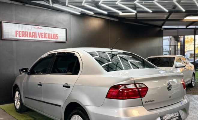 VW - VolksWagen VOYAGE 1.0/1.0 City Mi Total Flex 8V 4p 2014 Flex-3