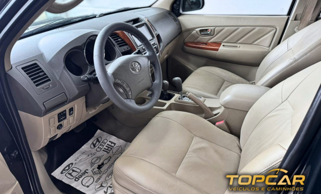 Toyota Hilux SW4 SRV D4-D 4x4 3.0 TDI Dies. Aut 2009 Diesel-5