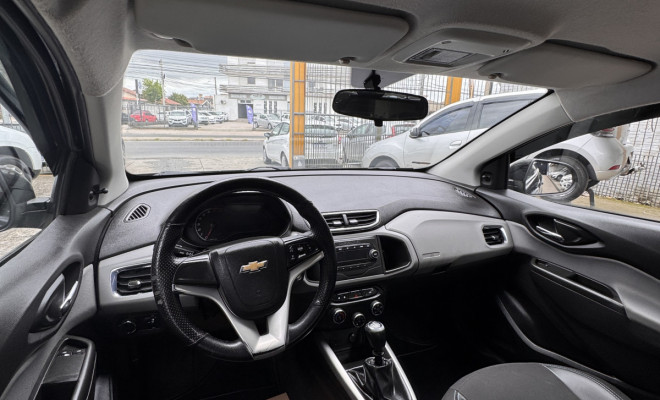 ONIX HATCH LT 1.0 8V 2019 (Repasse)-6