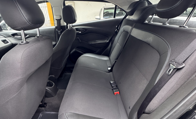 ONIX HATCH LT 1.0 8V 2019 (Repasse)-9
