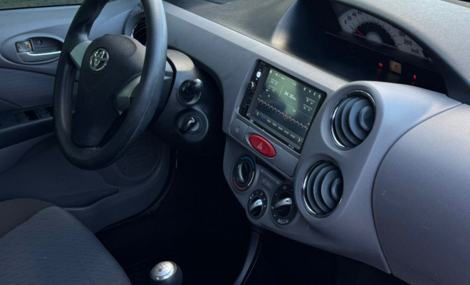 Toyota ETIOS XLS 1.5 Flex 16V 5p Mec. 2013 Flex-6