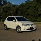 Toyota ETIOS XLS 1.5 Flex 16V 5p Mec. 2013 Flex-1