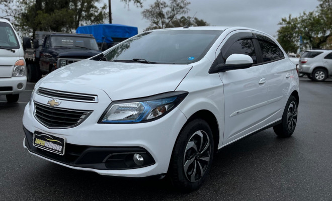 GM - Chevrolet ONIX HATCH LT 1.4 8V FlexPower 5p Mec. 2013 Flex-0