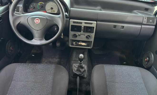 Fiat Uno Mille Celeb. WAY ECON. 1.0 F.Flex 4p 2010 Flex-5
