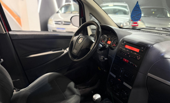 Fiat Idea ATTRACTIVE 1.4 Fire Flex 8V 5p 2012 Flex-5