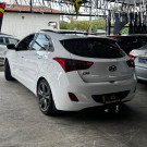 Hyundai i30 Serie Limitada 1.8 16V Aut. 5p 2015 Gasolina-2