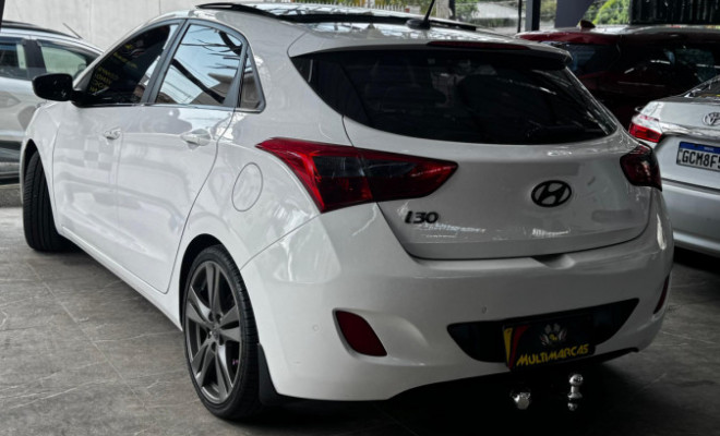 Hyundai i30 Serie Limitada 1.8 16V Aut. 5p 2015 Gasolina-2