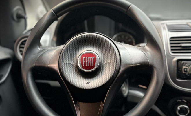 Fiat Grand Siena ATTRAC. 1.4 EVO F.Flex 8V 2019 Flex-4