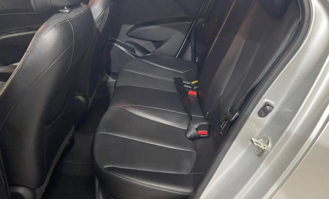 Hyundai HB20X Premium 1.6 Flex 16V Aut. 2015 Flex-13