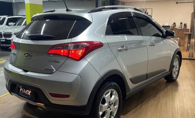 Hyundai HB20X Premium 1.6 Flex 16V Aut. 2015 Flex-6