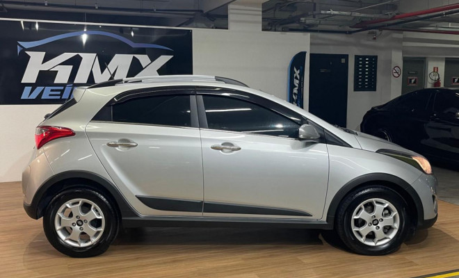 Hyundai HB20X Premium 1.6 Flex 16V Aut. 2015 Flex-2