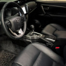 Toyota Hilux SW4 SRX 4x4 2.8 TDI-4