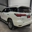 Toyota Hilux SW4 SRX 4x4 2.8 TDI-1