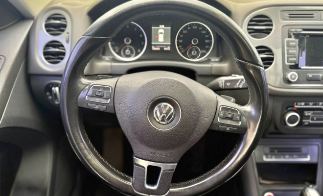 VW - VolksWagen TIGUAN 2.0 TSI 16V 200cv Tiptronic 5p 2012 Flex-9