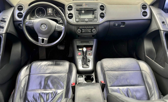VW - VolksWagen TIGUAN 2.0 TSI 16V 200cv Tiptronic 5p 2012 Flex-7