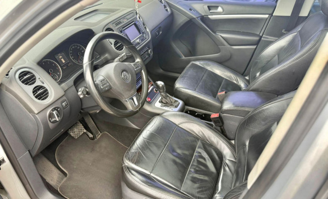 VW - VolksWagen TIGUAN 2.0 TSI 16V 200cv Tiptronic 5p 2012 Flex-5