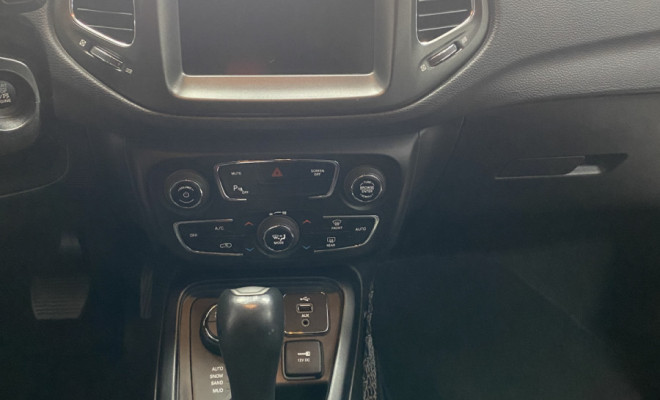 Jeep COMPASS LONGITUDE 2.0 4x4 Dies. 16V Aut. 2018 Diesel-13