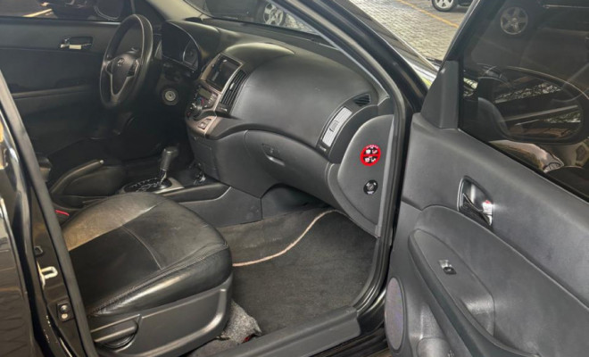 Hyundai i30 2.0 16V 145cv 5p Aut. 2010 Gasolina-3