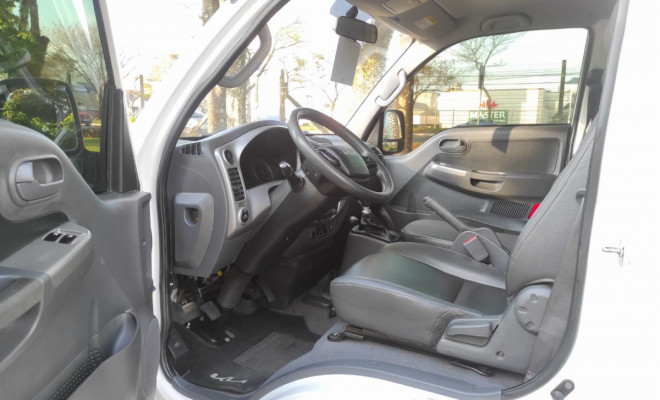 KIA BONGO K-2500 2.5 4x4 TB-2