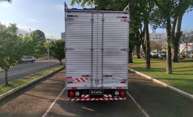KIA BONGO K-2500 2.5 4x4 TB-4