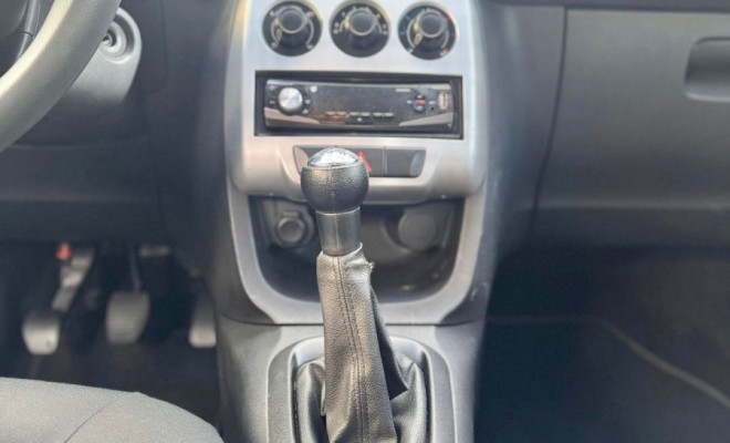 Citroën C3 Origine 1.5 Flex 8V 5p Mec. 2013 Flex-8