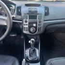Kia Motors Cerato 1.6 16V Aut. 2011 Gasolina-8