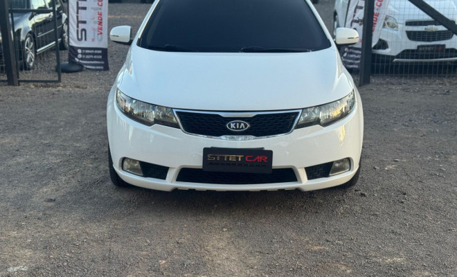 Kia Motors Cerato 1.6 16V Aut. 2011 Gasolina-3