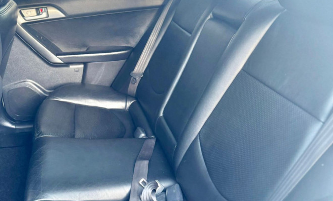 Kia Motors Cerato 1.6 16V Aut. 2011 Gasolina-7