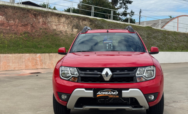DUSTER Dynamique 1.6 2017 – Prepare-se para encarar o dia a dia com estilo, robustez inconfundível e a confiança que só um SUV completo pode oferecer!-0