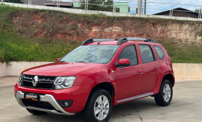 DUSTER Dynamique 1.6 2017 – Prepare-se para encarar o dia a dia com estilo, robustez inconfundível e a confiança que só um SUV completo pode oferecer!