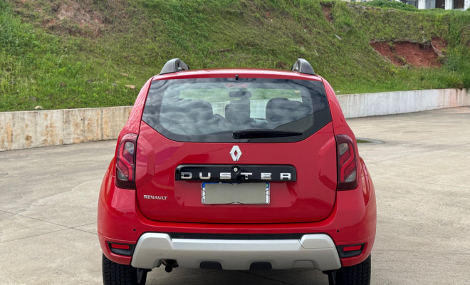 DUSTER Dynamique 1.6 2017 – Prepare-se para encarar o dia a dia com estilo, robustez inconfundível e a confiança que só um SUV completo pode oferecer!-1